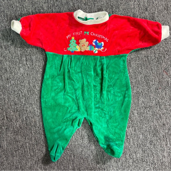 Vintage Baby's First Christmas Romper One Piece Size 6 Months Red Green Velvet - Picture 1 of 10
